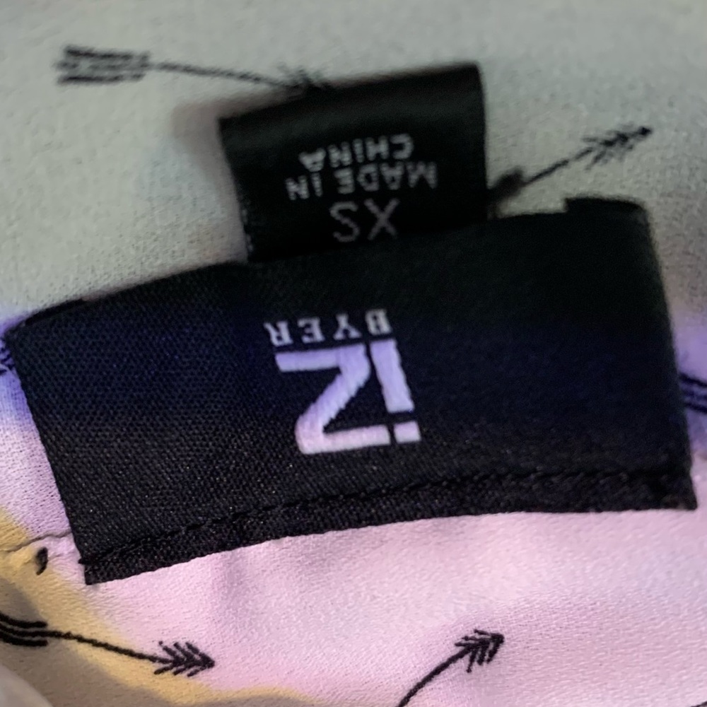 button down shirt - Picture 2 of 2